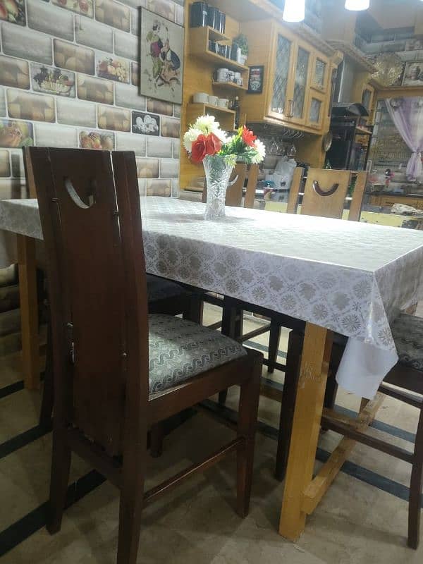 6 seater wooden dining table 3