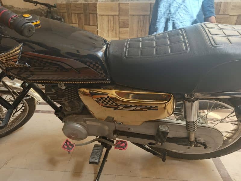 Honda 125 2020/21 Converted to golden edition 3