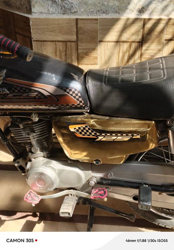 Honda 125 2020/21 Converted to golden edition 8