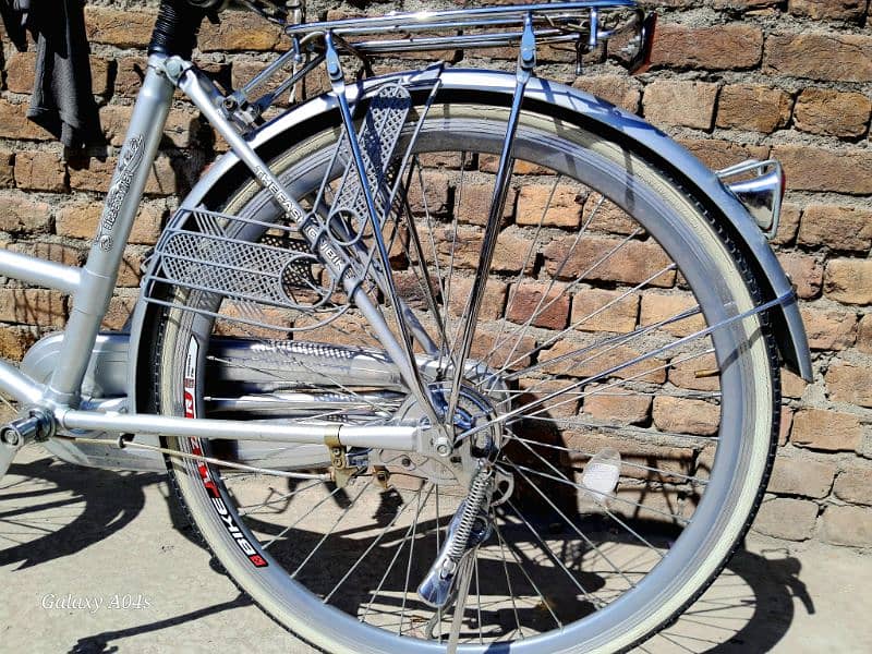Premium Japanese imported Cycle 10/10 Condition. Final Price 3