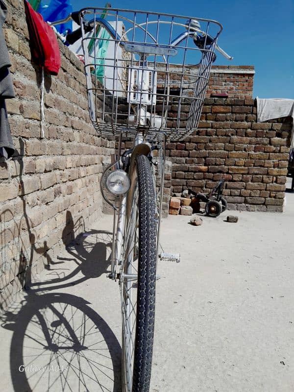Premium Japanese imported Cycle 10/10 Condition. Final Price 7