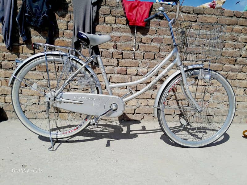 Premium Japanese imported Cycle 10/10 Condition. Final Price 12