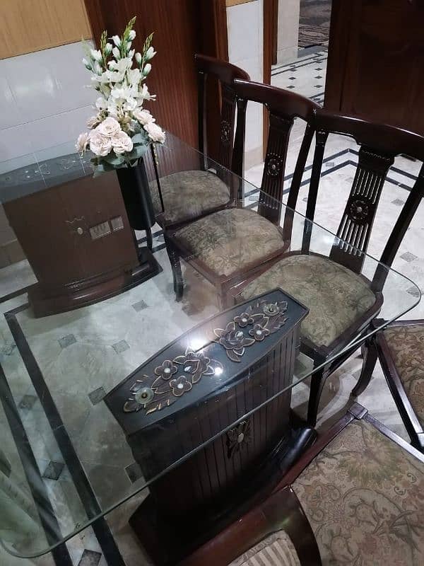 dining table with 6 chairs 0