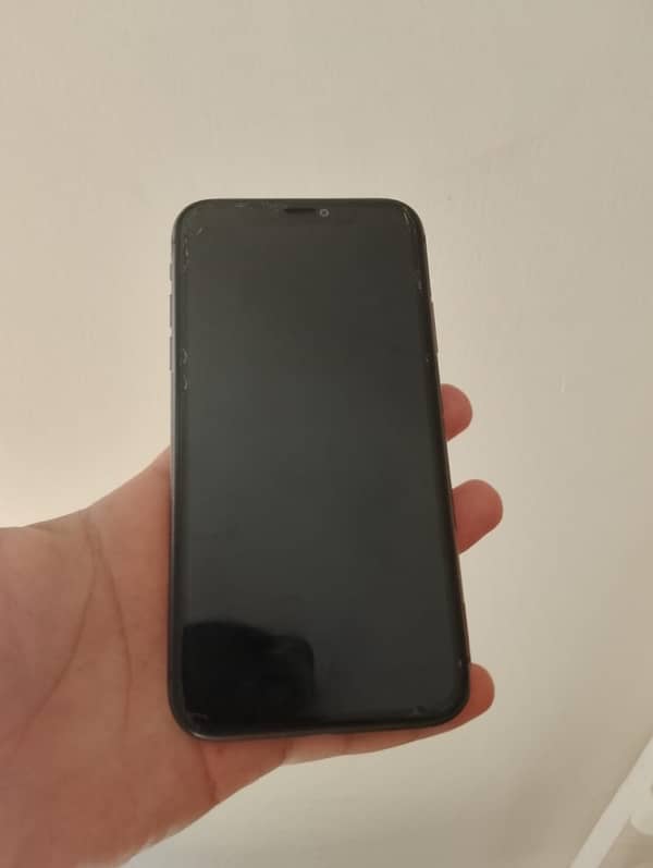 iphone 11 JV 1