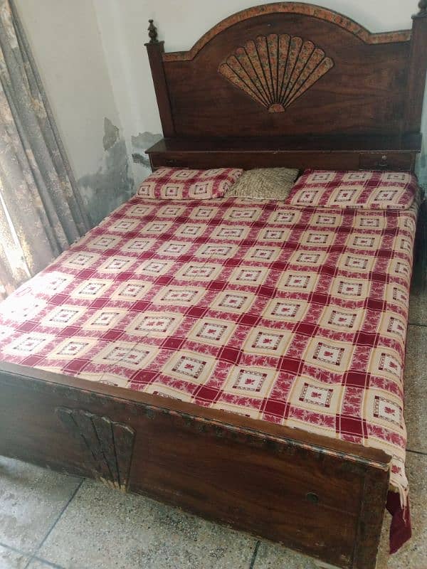 old is gold . . pure wooden double bed. . without metrus 4
