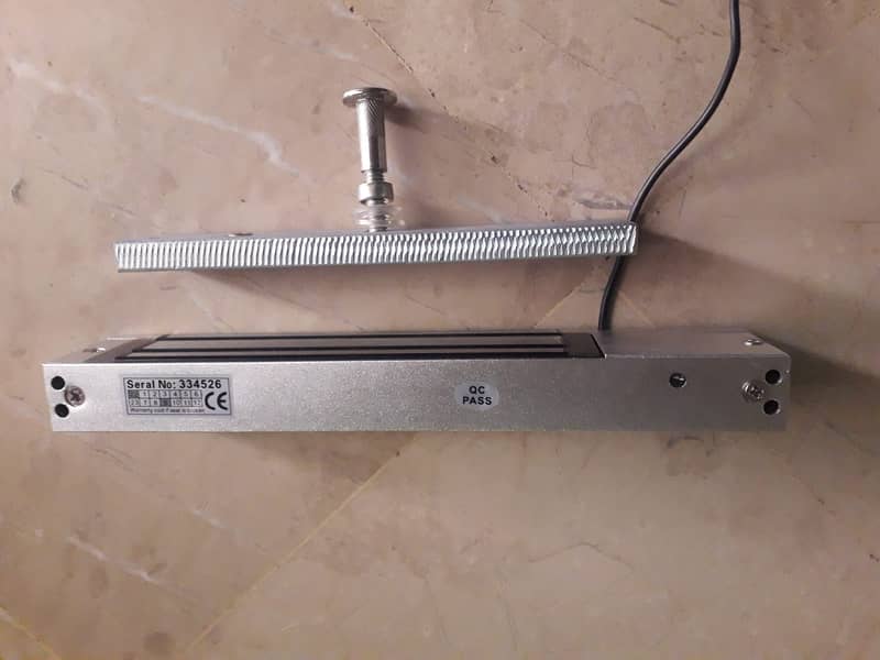 Megnatic Door Lock 0