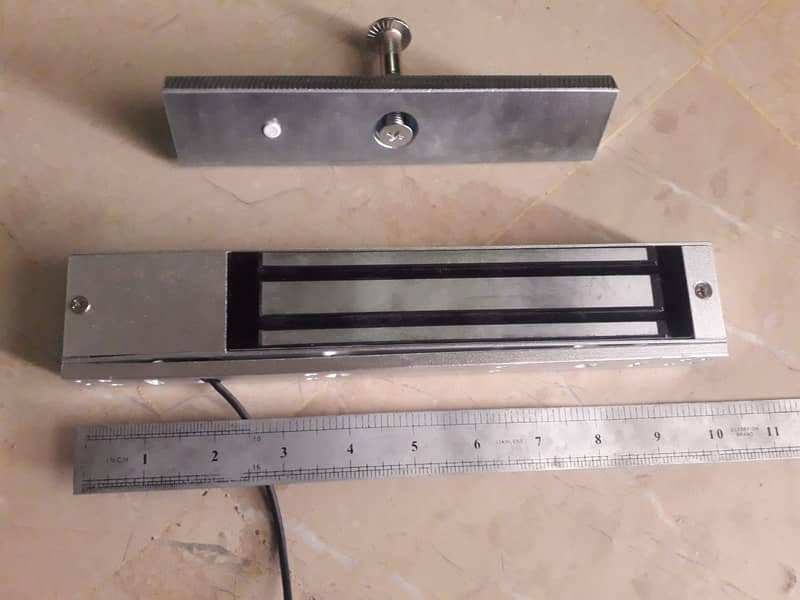 Megnatic Door Lock 3