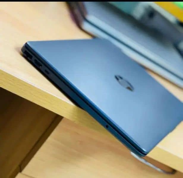 HP 15 Display Core i5 8th Generation(Ram 8GB+ SSD 256GB)Full HD Screen 5