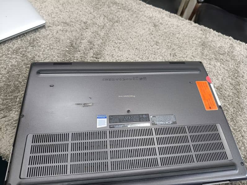 Dell Precision 7540 Core i7 9th Generation 32/512 NVME 4GB  GC 13