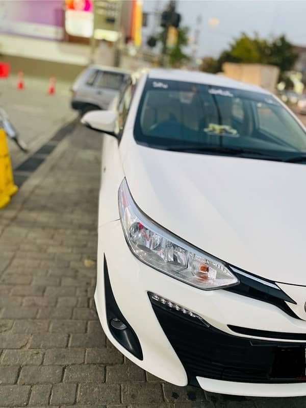 Toyota Yaris cvt atv x full option 4