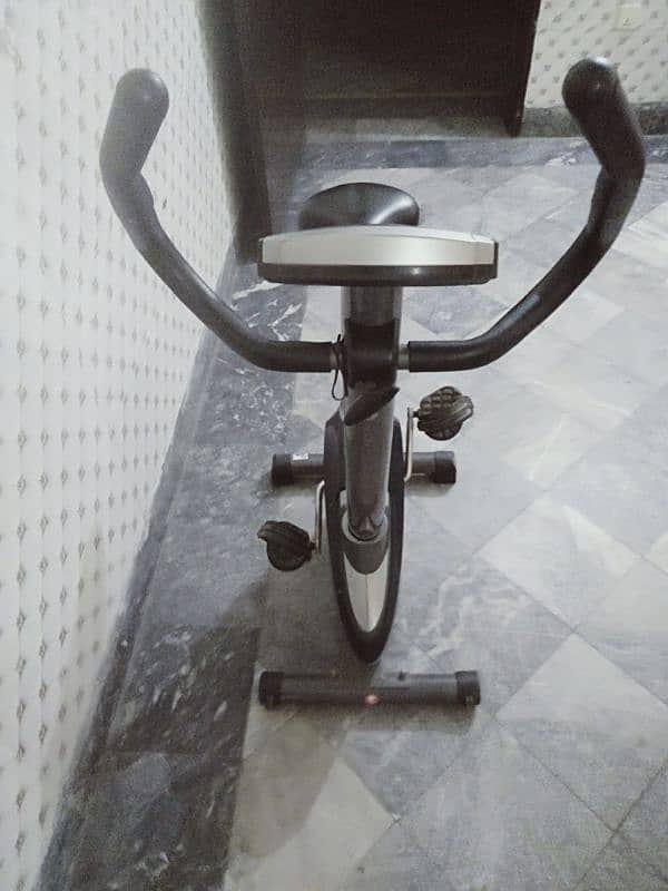 Exercise cycle For Sale. 3