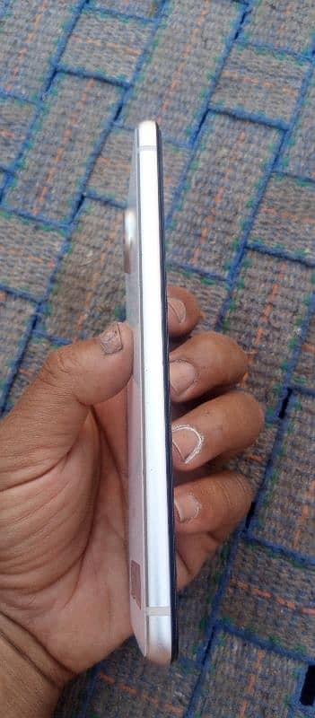Motorola Z4 4/128 ( read ads) 7
