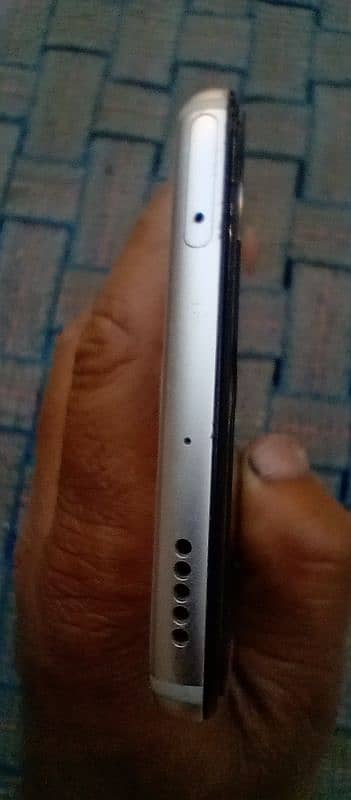 Motorola Z4 4/128 ( read ads) 11