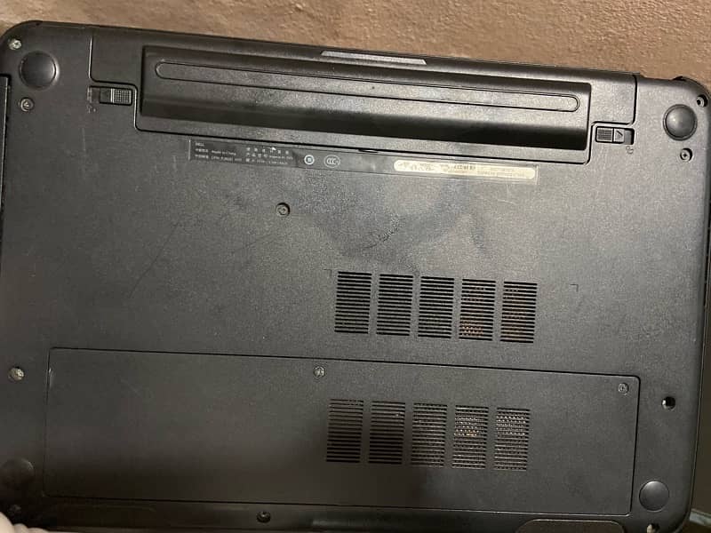 Dell core i3 1.8 processer: 4Gb Ram Hard 480 Gb Good working 1