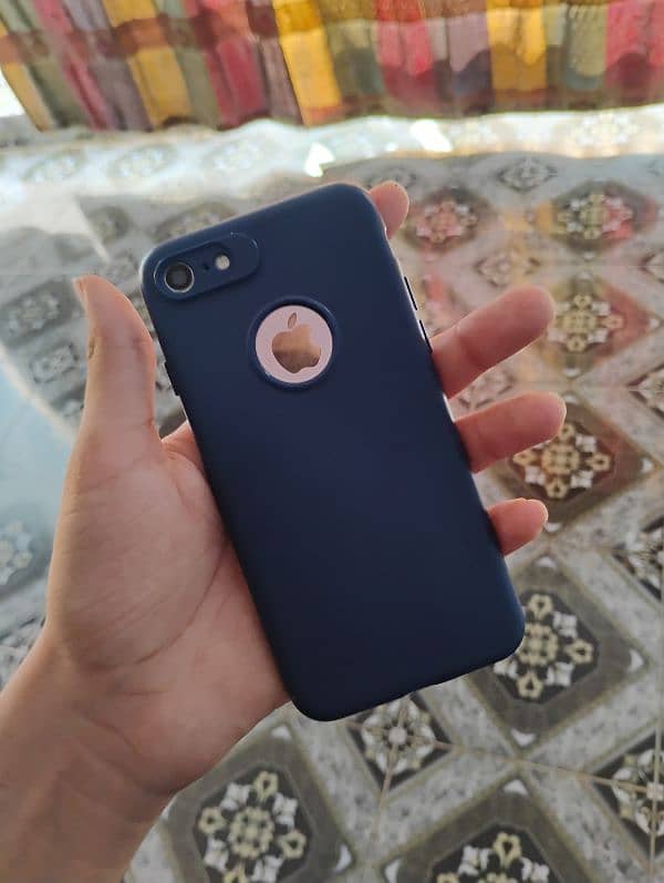 iphone 7 non PTA factory unlocked 2 gb 32gb read description 12