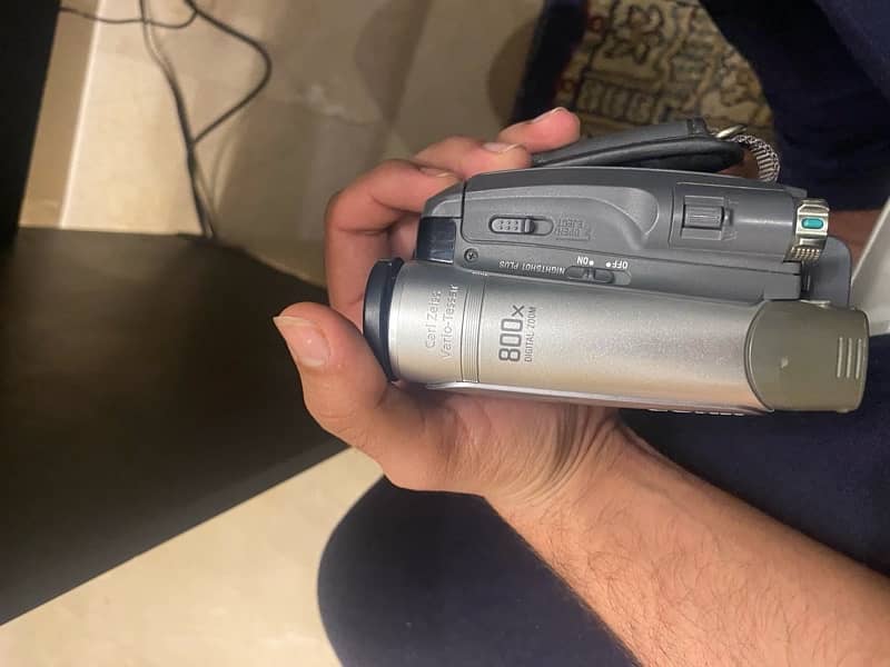 Sony DCR-HC28E Camcorder 10