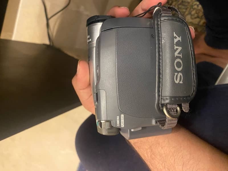 Sony DCR-HC28E Camcorder 11