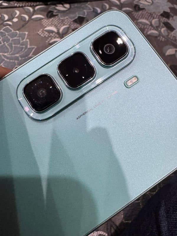 Infinix hot 50 100 percent new condition 10 days open only 2