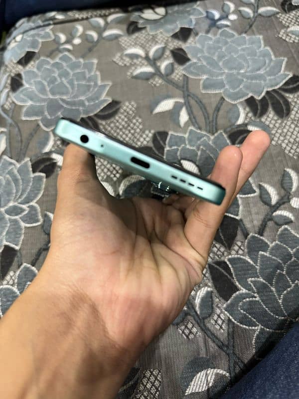 Infinix hot 50 100 percent new condition 10 days open only 3