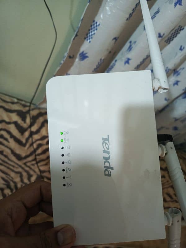 Tenda internet Device bilkul new 0