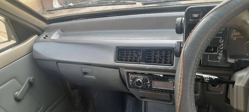 Suzuki Mehran VXR 2017 11