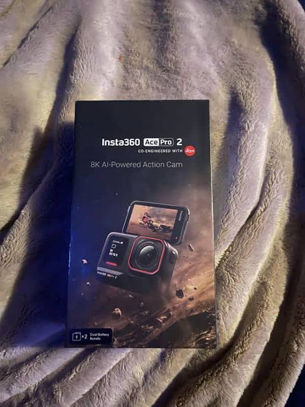 Insta360 Ace Pro 2 Battery Bundle 0