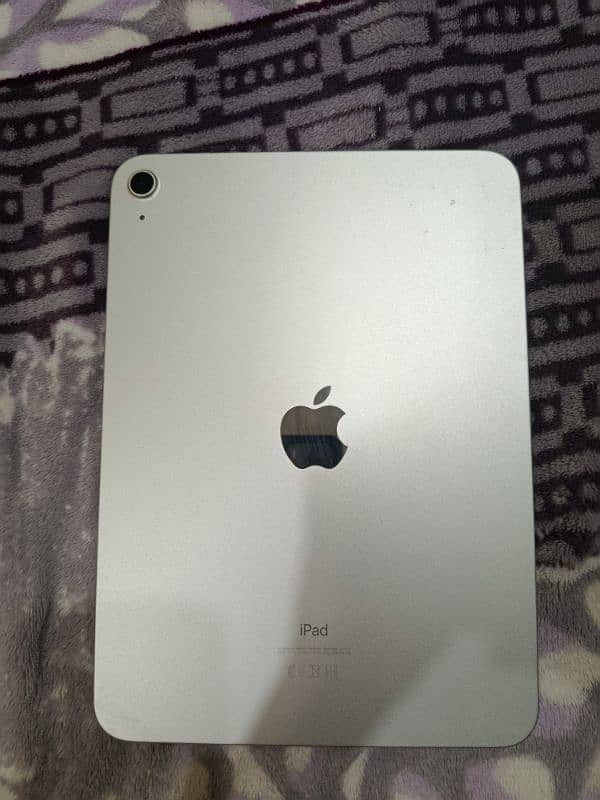 iPad 10 generation 10/10 , 2024 for sale 1