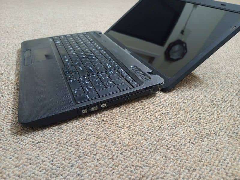 Toshiba satellite core I5 8Gb ram 256Gb ssd 5