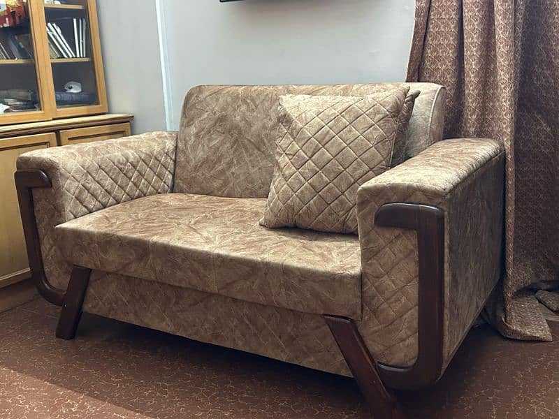 Sofa set 7 seater 4