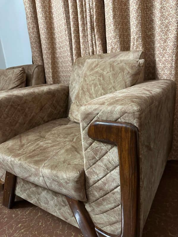 Sofa set 7 seater 5