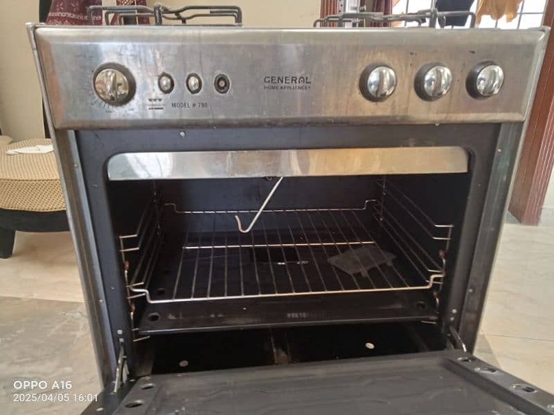 Gas cooking range General brand Slightly used 3