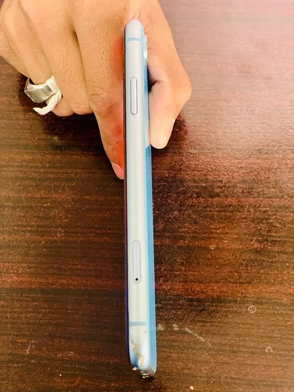 i Phone XR 3