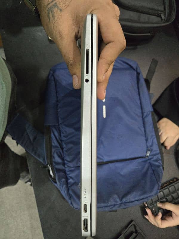 hp laptop 15s 8