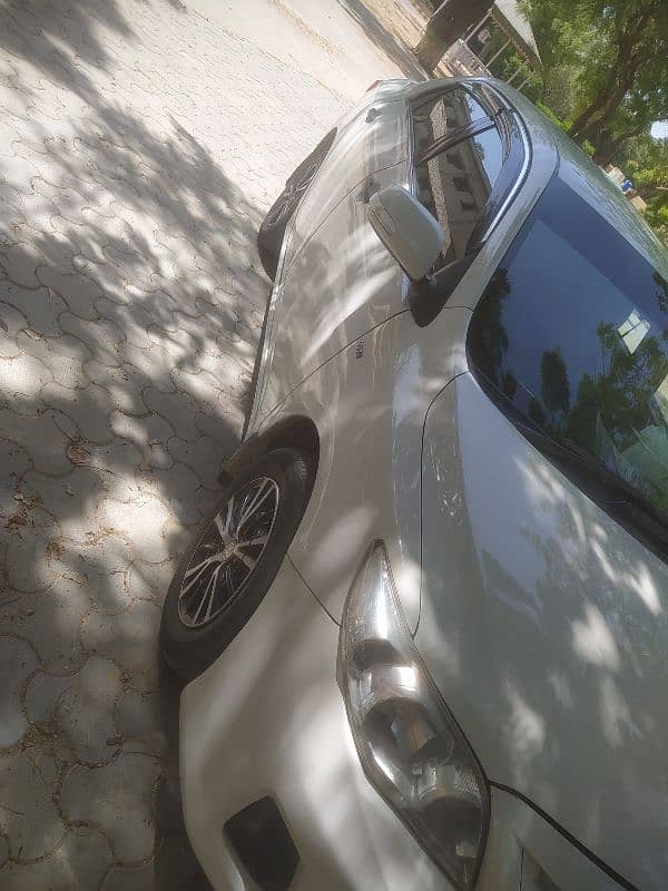 Toyota Corolla XLI 2013 3
