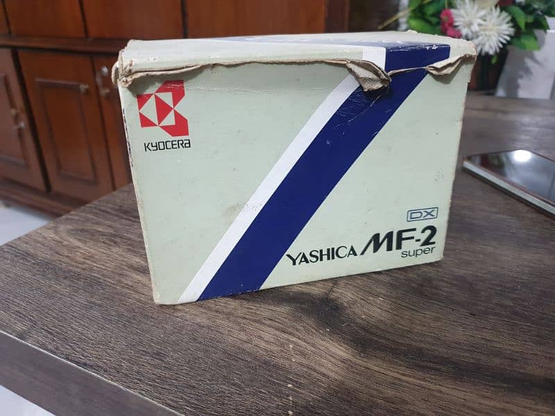 Yashika MF-2 SUPER camera for sale with box and all accessories 8
