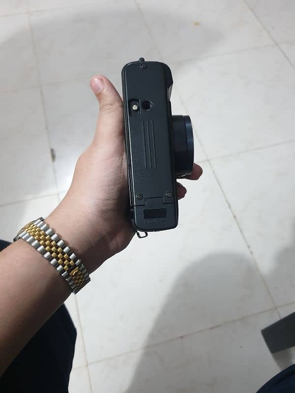 Yashika MF-2 SUPER camera for sale with box and all accessories 10