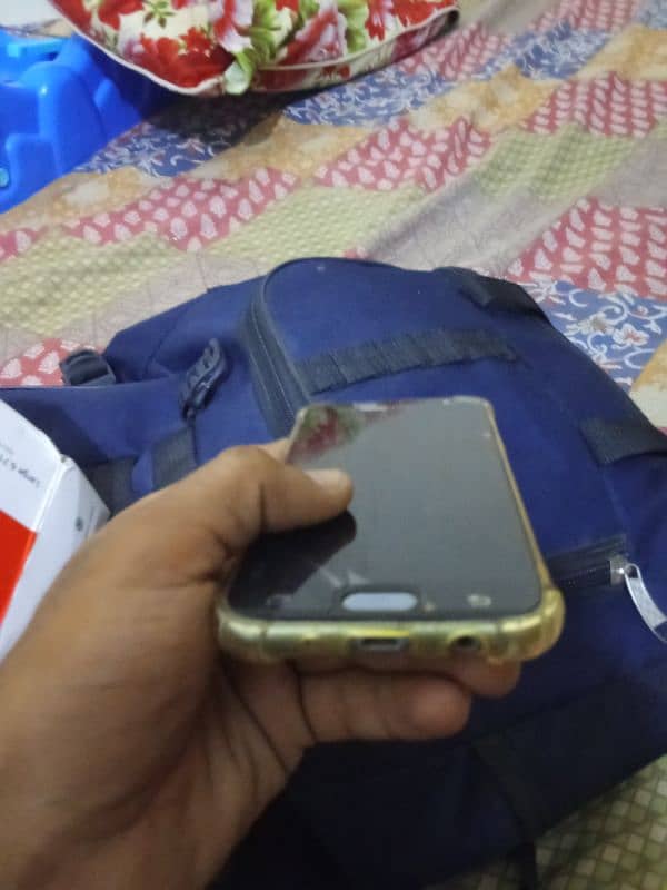 3 GB RAM 32GB memory 0