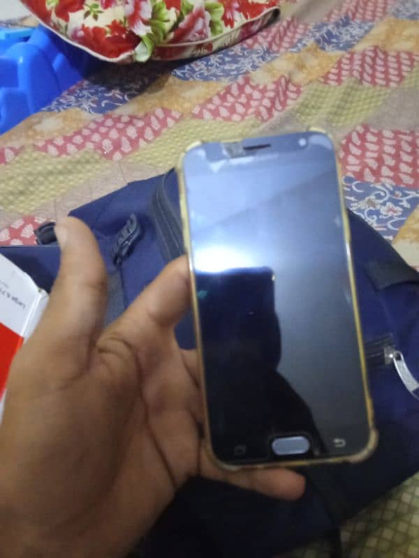 3 GB RAM 32GB memory 2
