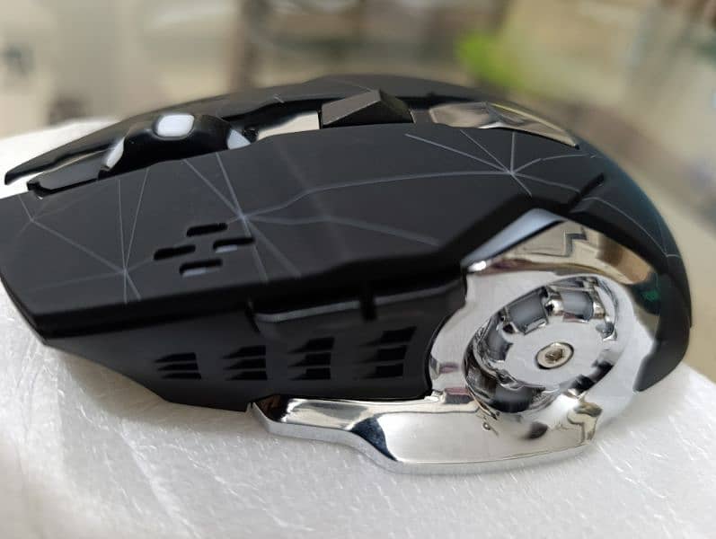 Mouse Gaming Wireless Cool lighting Effect 1
