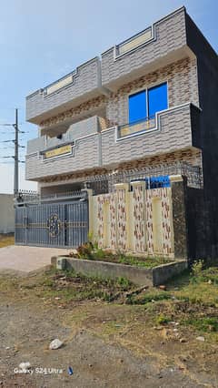 7 Marla House Available For Sale