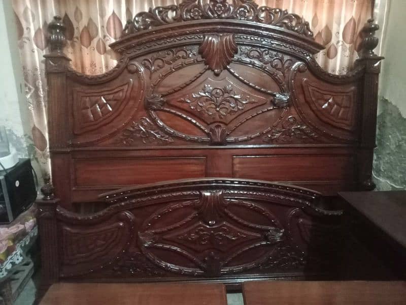 bed side table 0