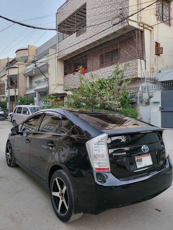 Toyota Prius 2010 3