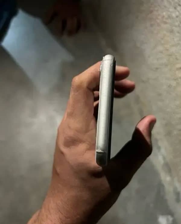 iphone 11 64GB PTA APPROVED panel changed 5