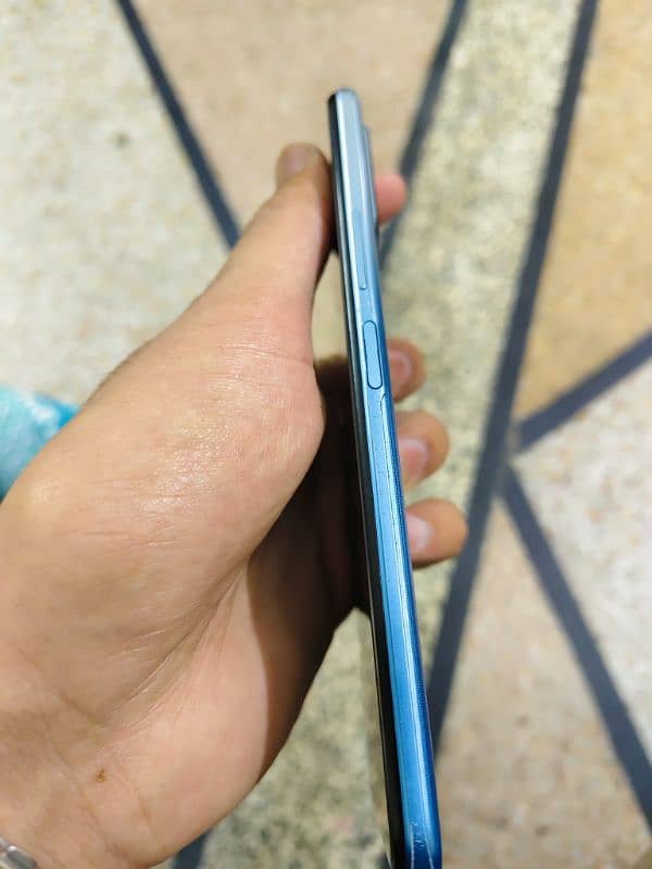 vivo y15s 3.32gb extange possible 3