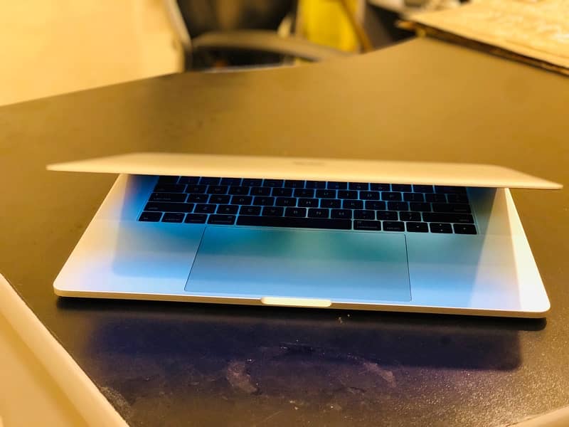 Macbook Pro 2017 - 16GM - 512GB 2