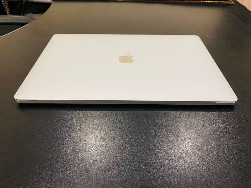 Macbook Pro 2017 - 16GM - 512GB 5