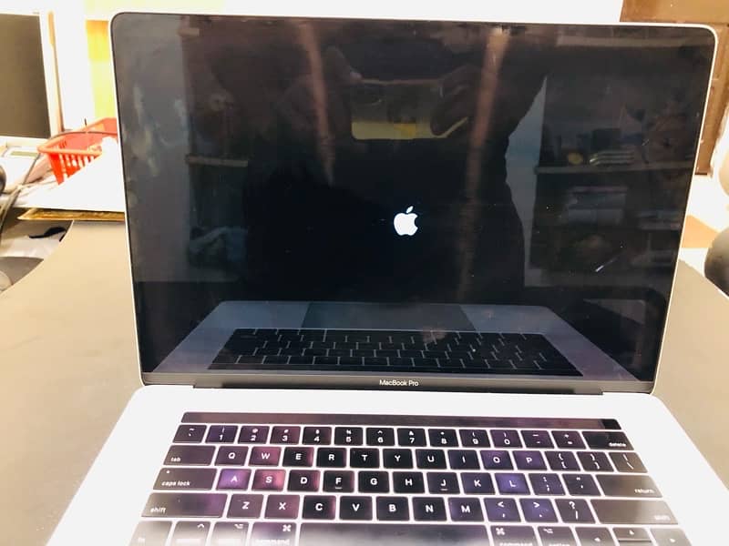 Macbook Pro 2017 - 16GM - 512GB 6