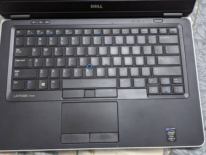 Dell Latitude E7440 Laptop 1