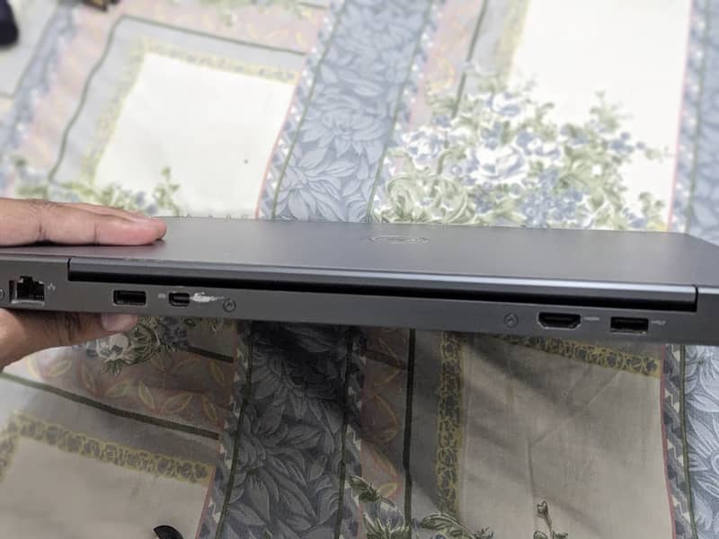 Dell Latitude E7440 Laptop 3