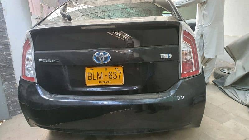 Toyota Prius 2016 1
